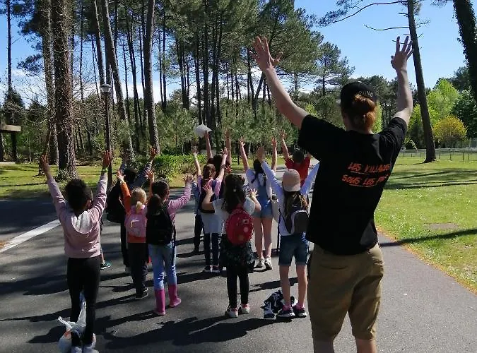 Village de vacances Les Chênes De *