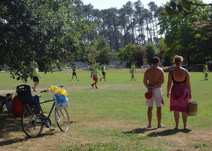 Les Chênes De Village de vacances