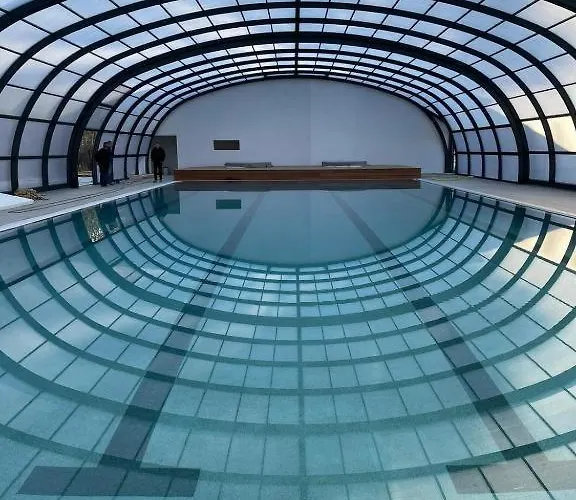 Les Chênes De * Léon