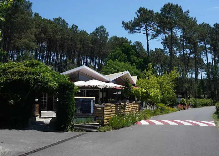 Les Chênes De Village de vacances